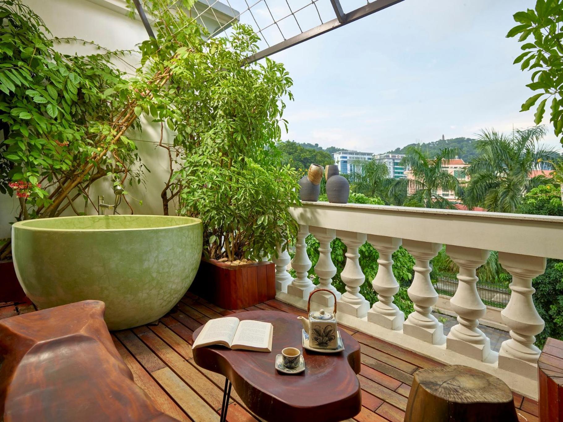 Draha Halong Hotel - Serenity, Charm And Nature - Preferred By Western Travelers Ha Long Exterior photo